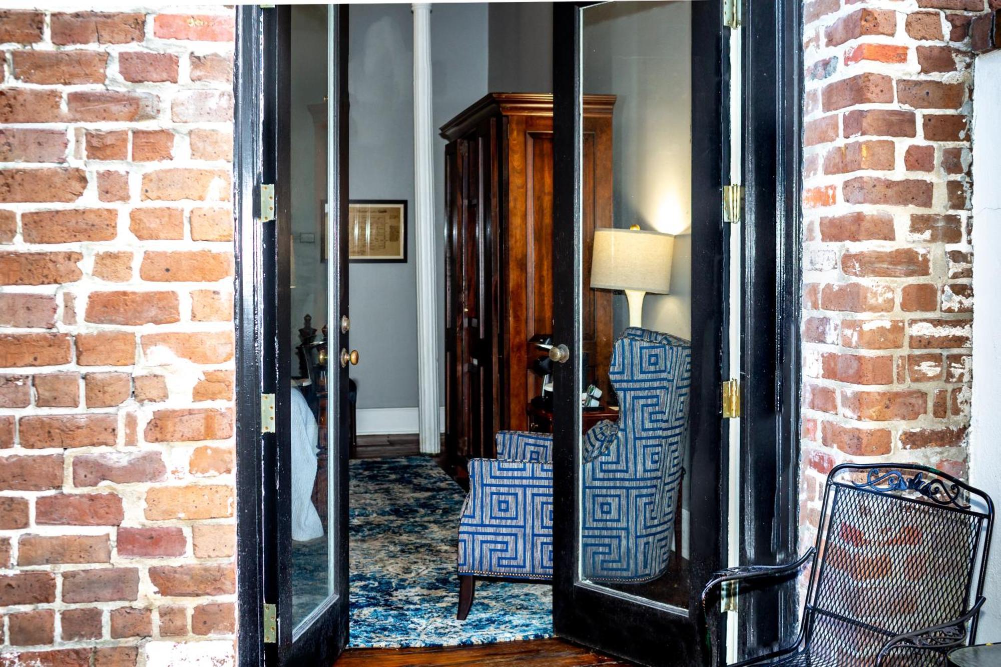 East Bay Inn, Historic Inns Of Savannah Collection Extérieur photo