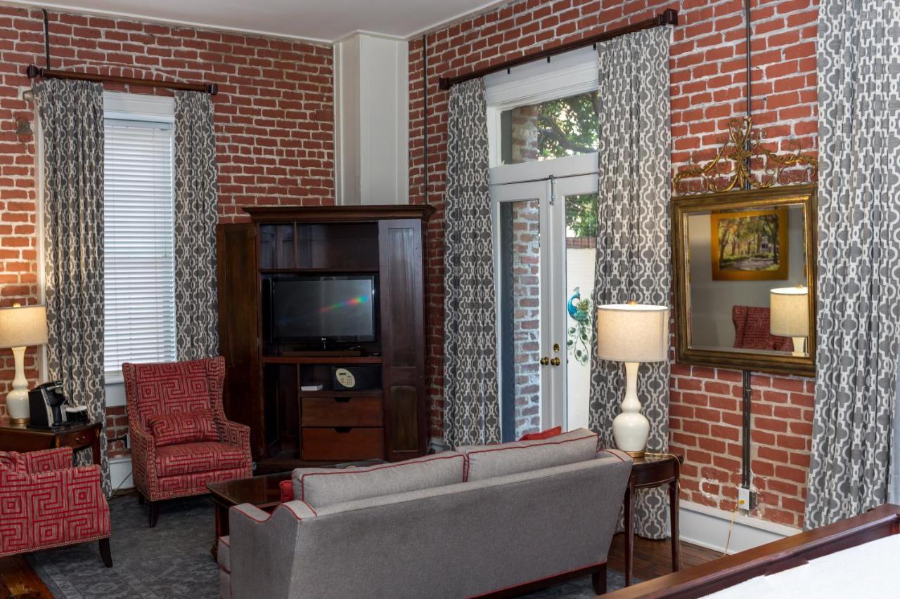 East Bay Inn, Historic Inns Of Savannah Collection Extérieur photo